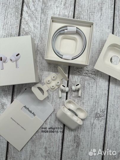 Наушники airpods