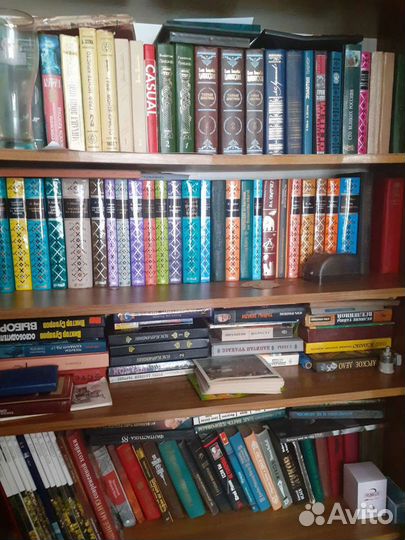 Продам книги