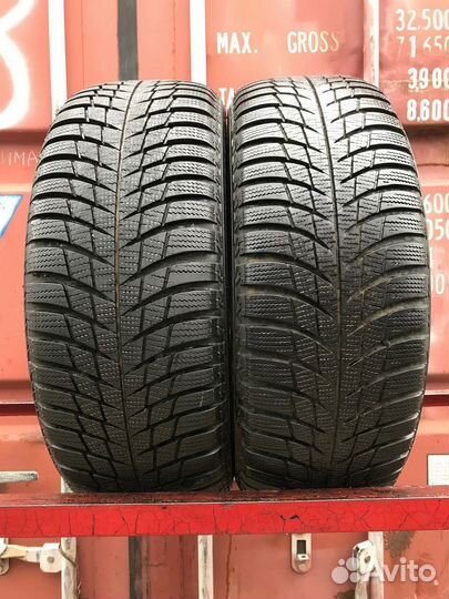 Bridgestone Blizzak LM-001 205/55 R16