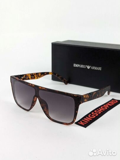 Солнцезащитные очки Armani