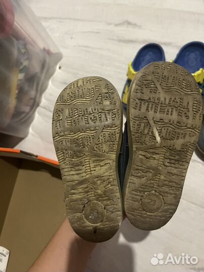 Продам мальчиковую обувь