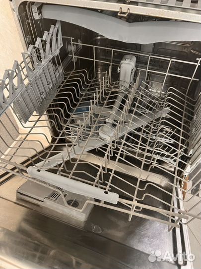 Встраиваемая Посудомоечная машина smeg б/у