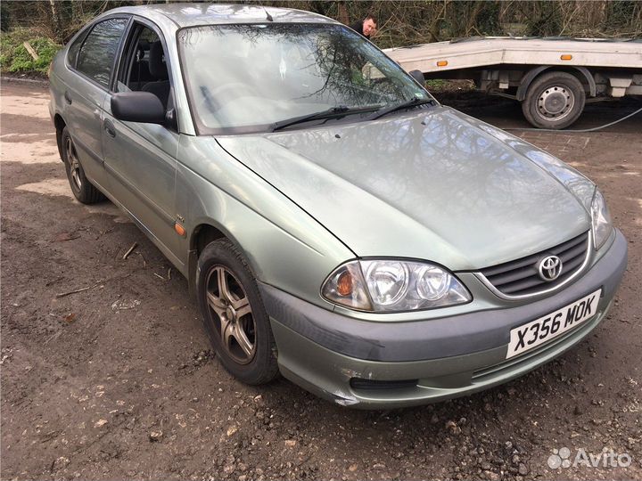 Разбор на запчасти Toyota Avensis 1
