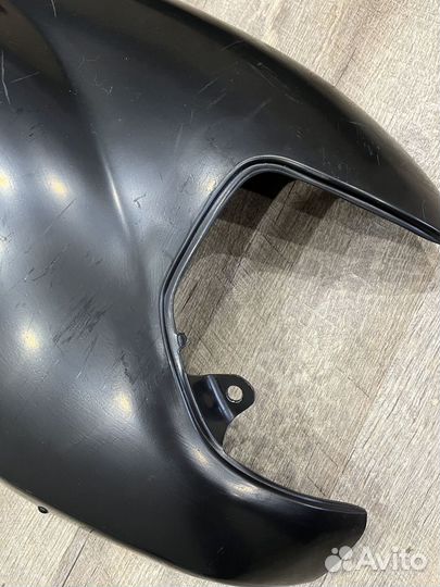 Переднее крыло левое Toyota Land Cruiser 80 пласт