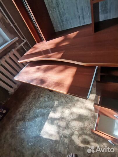 Компьютерный стол