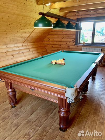 Бильярдный стол