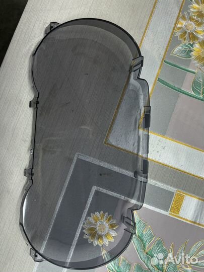 Стекло панели приборов Toyota RAV4