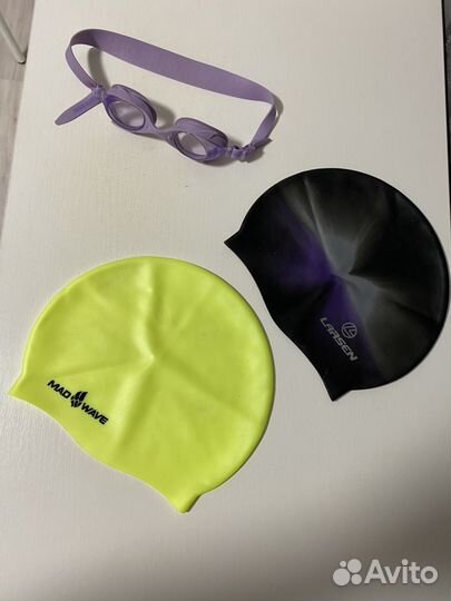 Купальники, шапочки и очки доя плавания