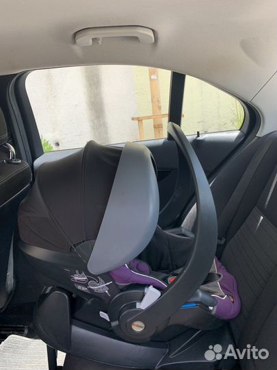 Автолюлька besafe с базой