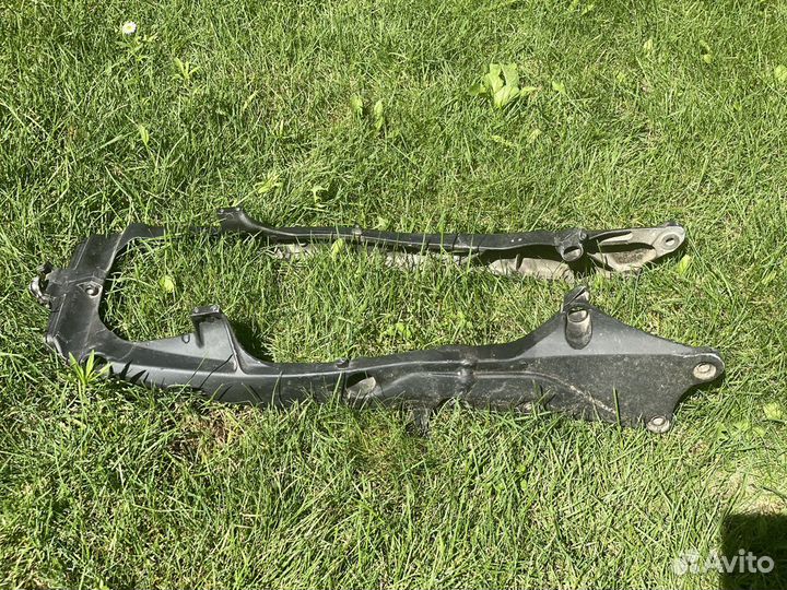 Подрамник honda cbr 600 rr