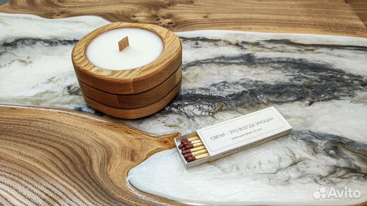 Парфюмированная свеча из ясеня и черного ореха