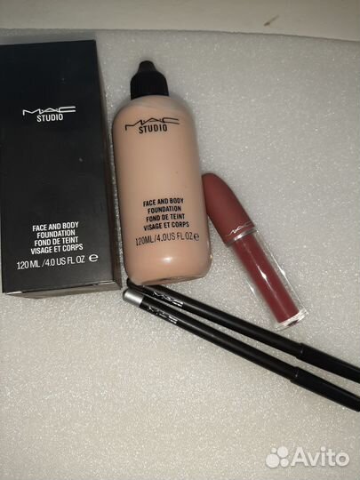 Набор косметики для визажиста