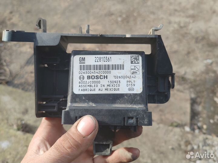 Блок управления парктроником Opel Astra 22810361