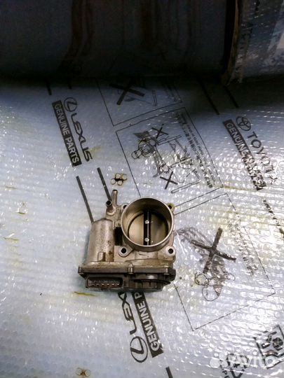 Дроссельная заслонка на Королу
