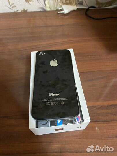 iPhone 4, 32 ГБ