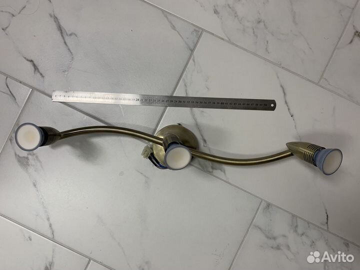 Потолочный светильник