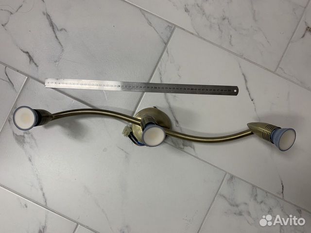 Потолочный светильник