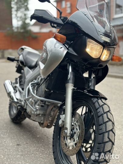 Yamaha TDM 850 2