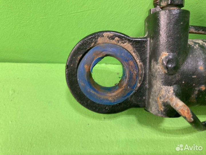 Цилиндр подъема кабины MAN TGA