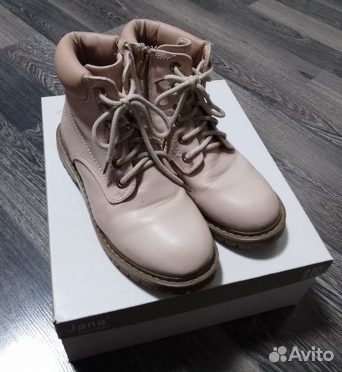 Я помогаю, жителям Курской и Белг. обл. Ботинки36