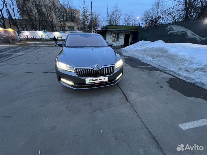 Skoda Superb 2.0 AMT, 2022, 25 500 км