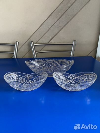 Хрустальная вазочка