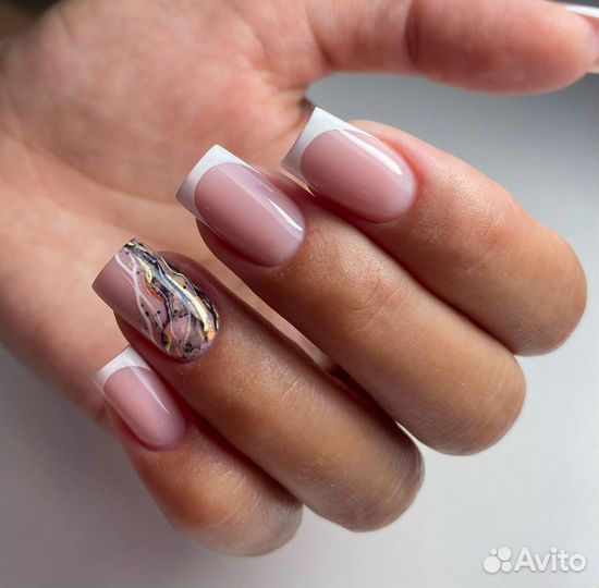 Маникюр и наращивание ногтей