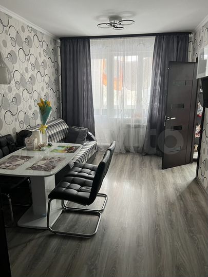 2-к. квартира, 55 м², 1/4 эт.