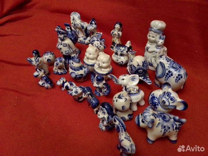 Статуэтки гжель