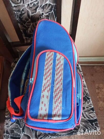Школьный рюкзак