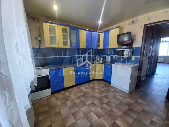 3-к. квартира, 76,6 м², 1/10 эт.