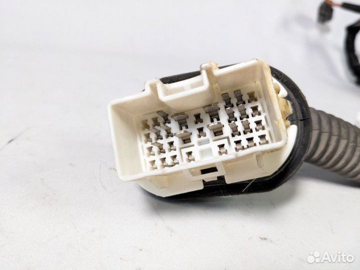 Проводка двери передняя правая Hyundai Getz G4EA