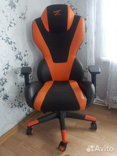Компьютерное кресло б/у