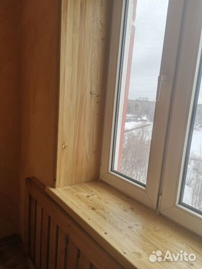 Деревянный подоконник