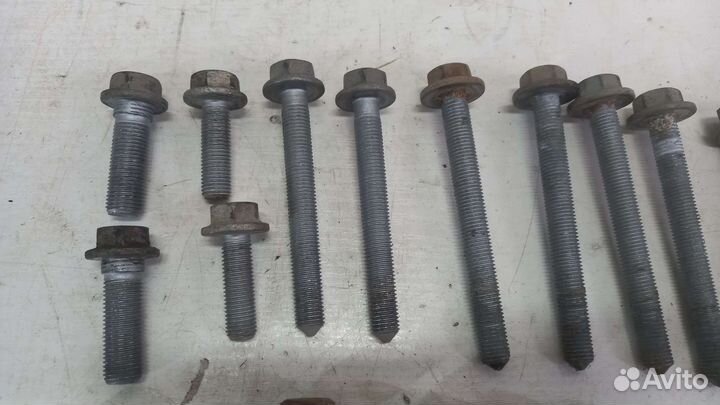 Болты задней подвески Volkswagen Tiguan 2