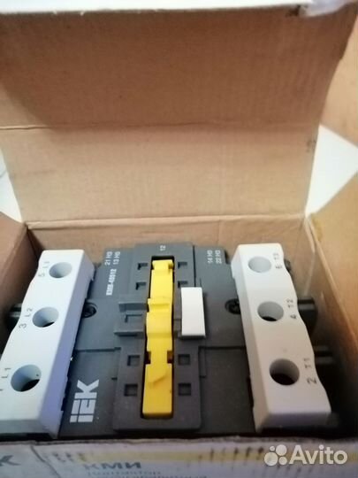 Контактор кми 49512