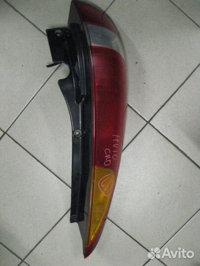 Стоп левый nissan Tino '98-'03 (220-63522) HV10