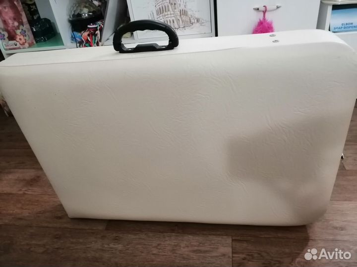 Массажный стол складной с вырезом