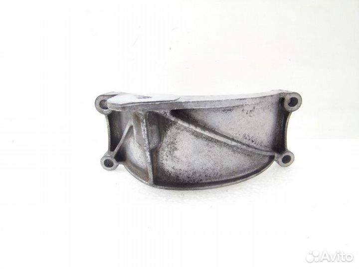 Кронштейн генератора Audi A6 C7 3.0 CTU 2014