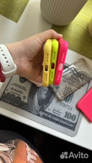 Чехол на iPhone 11