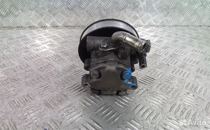 Насос гур Audi Q7 (2005-2015)