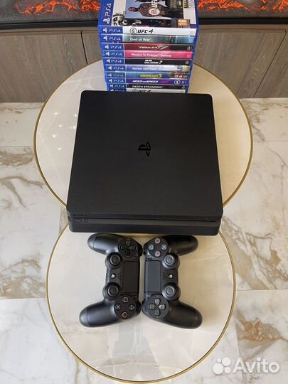 Sony playstation 4 slim