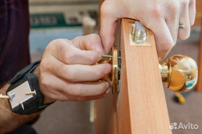 Вскрытие замков, установка замков, замена, взлом