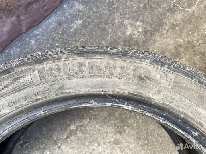 Kumho I'Zen KW31 205/50 R17 93R