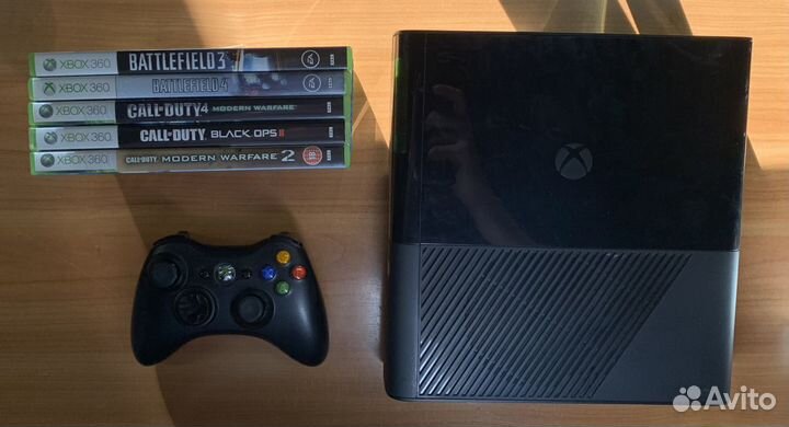 Xbox 360 с пятью дисками