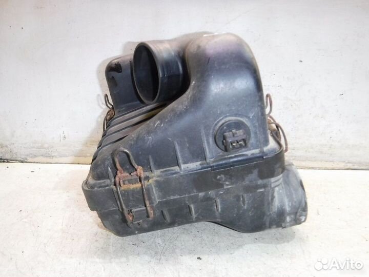 Корпус воздушного фильтра Hyundai Elantra