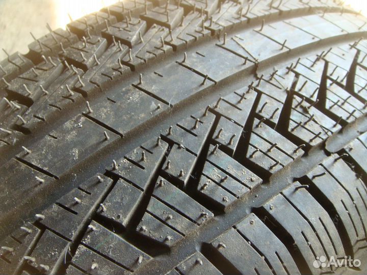 Pirelli P6 Four Seasons 225/60 R18