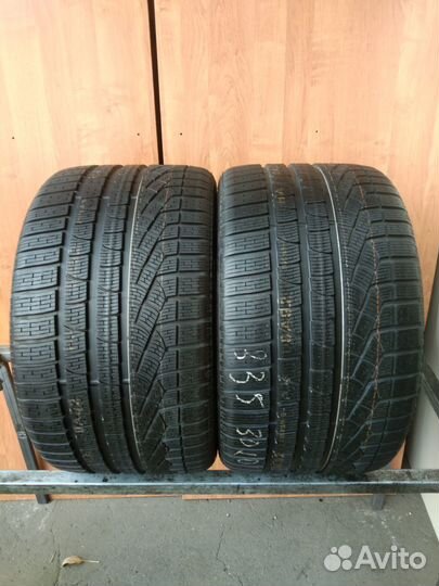 Pirelli Winter Sottozero 270 Serie II 335/30 R20
