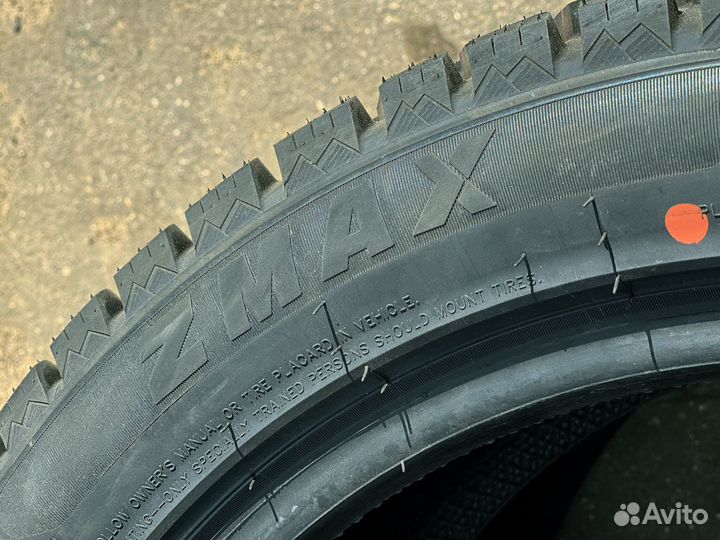 Zmax Winternova Stud II 215/55 R18 142T