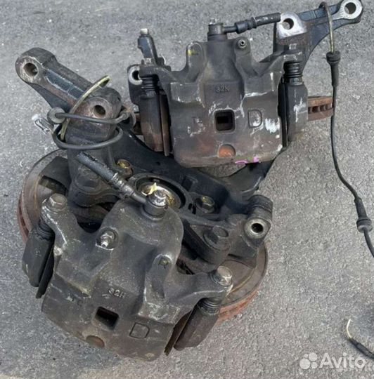 Ступицы передние в сборе на ниссан теану j31